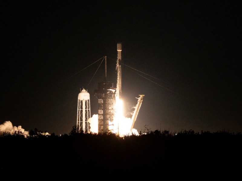 IM-2 liftoff