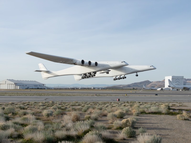 Stratolaunch takeoff